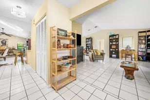 1510 Firethorn Dr, Wellington, FL 33414 - Photo 5