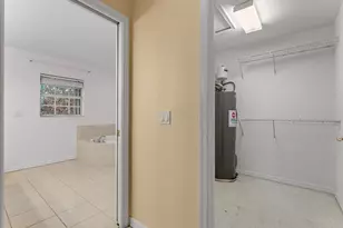 430 SE Thanksgiving Ave, Port Saint Lucie, FL 34984 - Photo 27