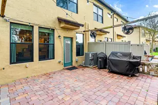 2345 Byron St, Palm Springs, FL 33406 - Photo 25