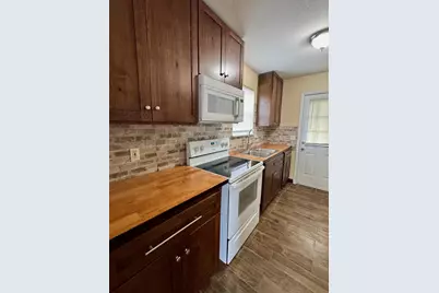 714 S Seminole Avenue, Fort Meade, FL 33841 - Photo 1
