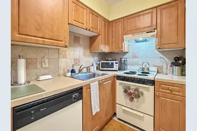 2607 NE 8th Avenue #25, Wilton Manors, FL 33334 - Photo 3