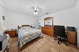 882 SE Quiescent Ln, Port Saint Lucie, FL 34983 - Photo 35