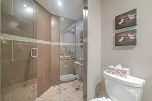 7300 Radice Ct, Lauderhill, FL 33319 - Photo 35