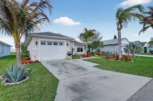 6713 Alemendra St, Fort Pierce, FL 34951 - Photo 3