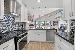 19407 Sabal Lake Dr, Boca Raton, FL 33434 - Photo 15