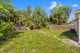 6261 NW 14th Ct, Sunrise, FL 33313 - Photo 11