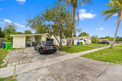 6261 NW 14th Court, Sunrise, FL 33313 - Photo 3