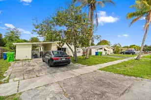 6261 NW 14th Ct, Sunrise, FL 33313 - Photo 3