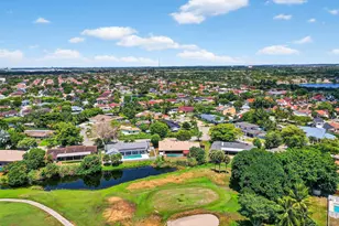 19811 W Oakmont Dr, Hialeah, FL 33015 - Photo 49