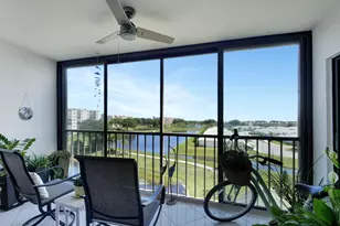 6866 Huntington Ln, Delray Beach, FL 33446 - Photo 9
