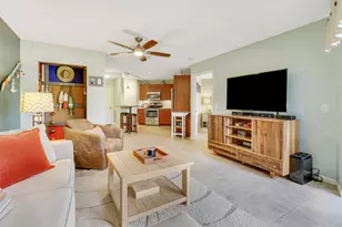 1999 NE Collins Cir, Jensen Beach, FL 34957 - Photo 7