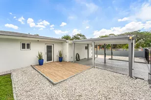 590 NW 126th St, North Miami, FL 33168 - Photo 9
