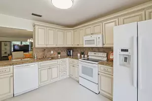 172 Sarita Ct, Royal Palm Beach, FL 33411 - Photo 7