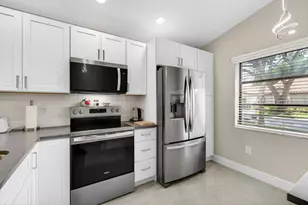 6175 Kings Gate Cir, Delray Beach, FL 33484 - Photo 5