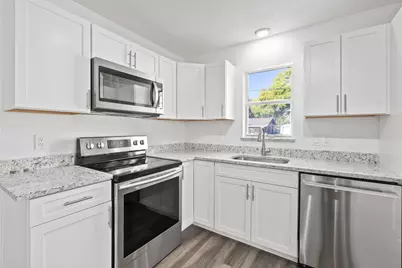 210 N 22nd Street, Fort Pierce, FL 34950 - Photo 11