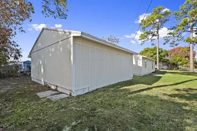 210 N 22nd Street, Fort Pierce, FL 34950 - Photo 23