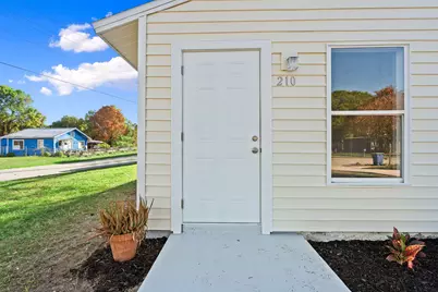 210 N 22nd Street, Fort Pierce, FL 34950 - Photo 5