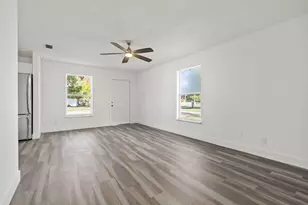 210 N 22nd St, Fort Pierce, FL 34950 - Photo 7