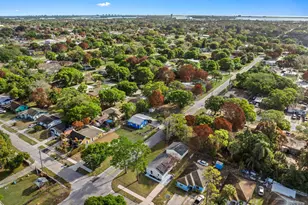210 N 22nd St, Fort Pierce, FL 34950 - Photo 33