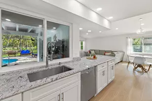 12151 Old Country Rd N, Wellington, FL 33414 - Photo 7