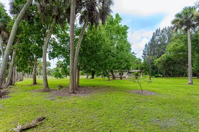 1100 Red Barn Rd N W, Moore Haven, FL 33471 - Photo 7