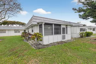 158 Valencia G, Delray Beach, FL 33446 - Photo 25