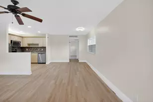 158 Valencia G, Delray Beach, FL 33446 - Photo 5