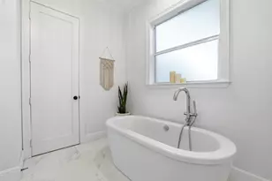 9301 154th Rd N, Jupiter, FL 33478 - Photo 17