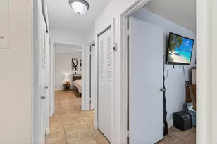 1057 Summit Trail Cir, West Palm Beach, FL 33415 - Photo 39