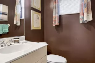 6915 Fairway Lakes Dr, Boynton Beach, FL 33472 - Photo 31