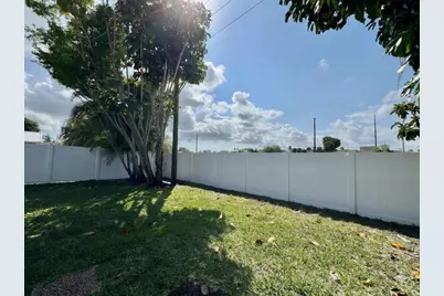 9106 Chatsworth Cascades, Boca Raton, FL 33434 - Photo 21