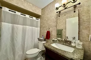 9106 Chatsworth Cascades, Boca Raton, FL 33434 - Photo 19