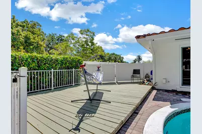 701 W Royal Palm Road, Boca Raton, FL 33486 - Photo 31