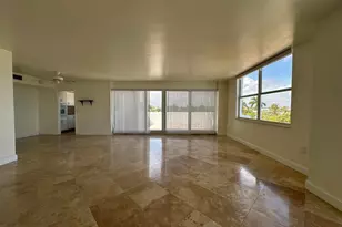 301 Croton Ave, Lantana, FL 33462 - Photo 5