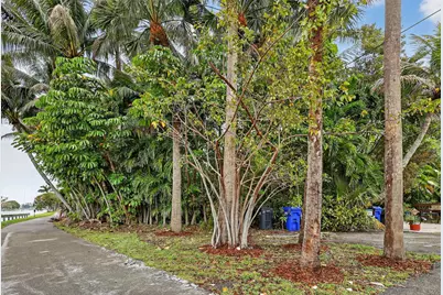 1201 NE 179th Street, North Miami Beach, FL 33162 - Photo 23