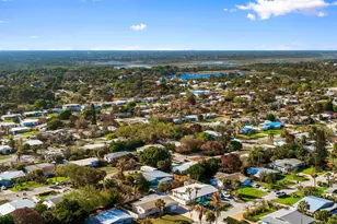 3528 NE Jeannette Dr, Jensen Beach, FL 34957 - Photo 35