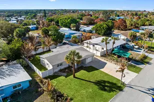 3528 NE Jeannette Dr, Jensen Beach, FL 34957 - Photo 31