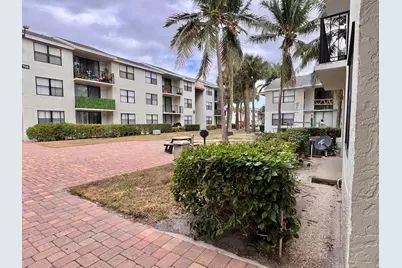 724 Executive Center Drive #12, West Palm Beach, FL 33401 - Photo 15