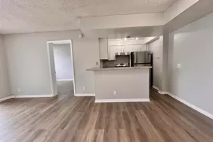 724 Executive Center Dr, West Palm Beach, FL 33401 - Photo 3