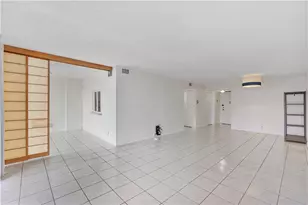 1000 Parkview Dr, Hallandale Beach, FL 33009 - Photo 5