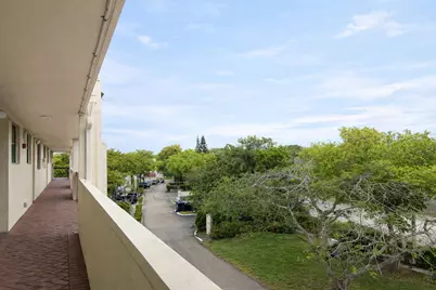 110 Lake Emerald Drive #405, Oakland Park, FL 33309 - Photo 31