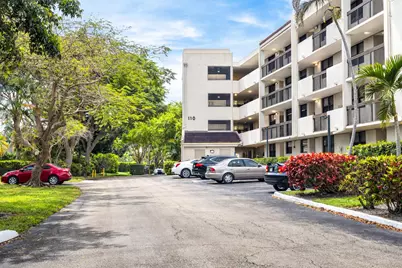 110 Lake Emerald Drive #405, Oakland Park, FL 33309 - Photo 35