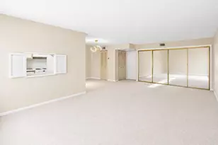 2500 NE 48th Ln, Fort Lauderdale, FL 33308 - Photo 3