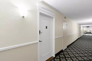 2500 NE 48th Ln, Fort Lauderdale, FL 33308 - Photo 15