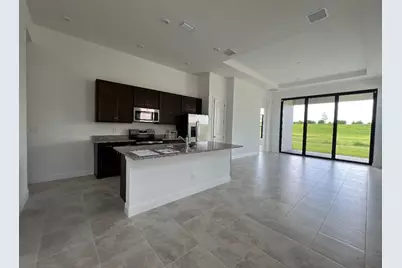 10135 SW Latium Way, Port Saint Lucie, FL 34987 - Photo 3