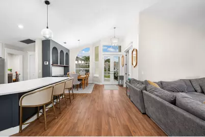 407 SW Locust Cove, Port Saint Lucie, FL 34986 - Photo 5