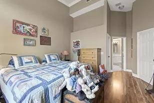 5135 E Madison Lakes Cir E, Davie, FL 33328 - Photo 19