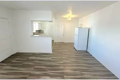 300 69th Street #6, Miami Beach, FL 33141 - Photo 3