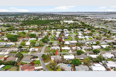 2387 NE 16th Court, Jensen Beach, FL 34957 - Photo 47