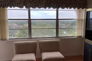 1300 St Charles Pl, Pembroke Pines, FL 33026 - Photo 35